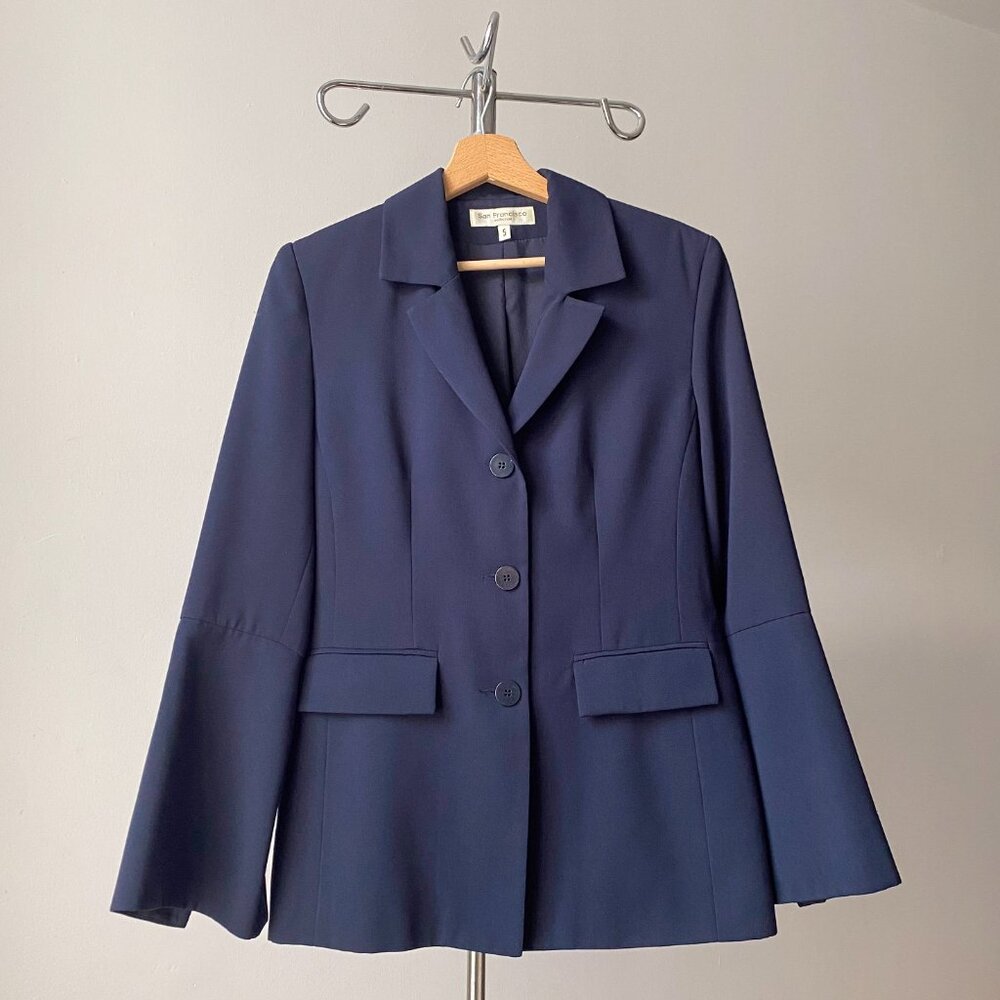 🍂 90s Vintage Navy Minimalist Fitted Blazer with Large Slitted Cuffs w Buttons